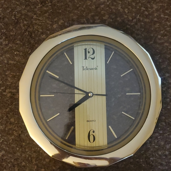 Wall Decor Telesonic Quartz Wall Clock Poshmark